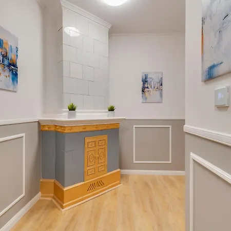 Apart Otel Centrum 4 7 Prochnika 21 *