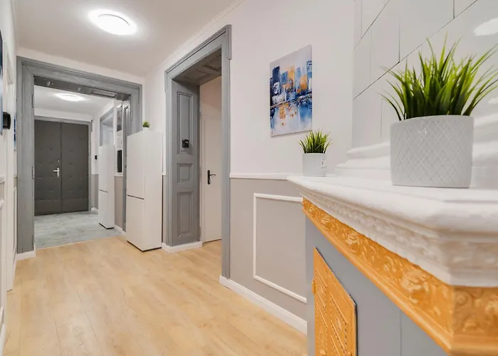 Centrum 4 7 Prochnika 21